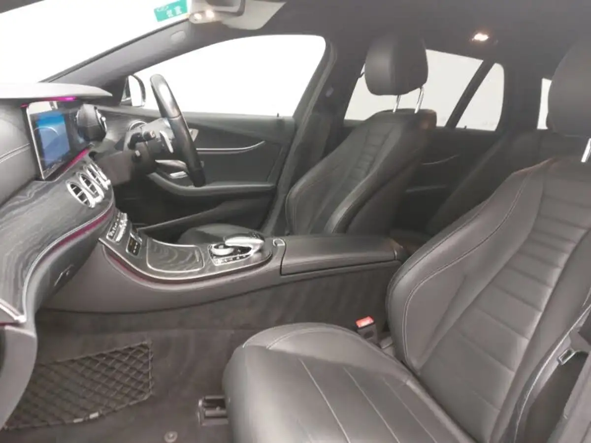 2019-mercedes-benz-e-class-20d-e220d-amg-line-edition-premium-estate-5d-big-4