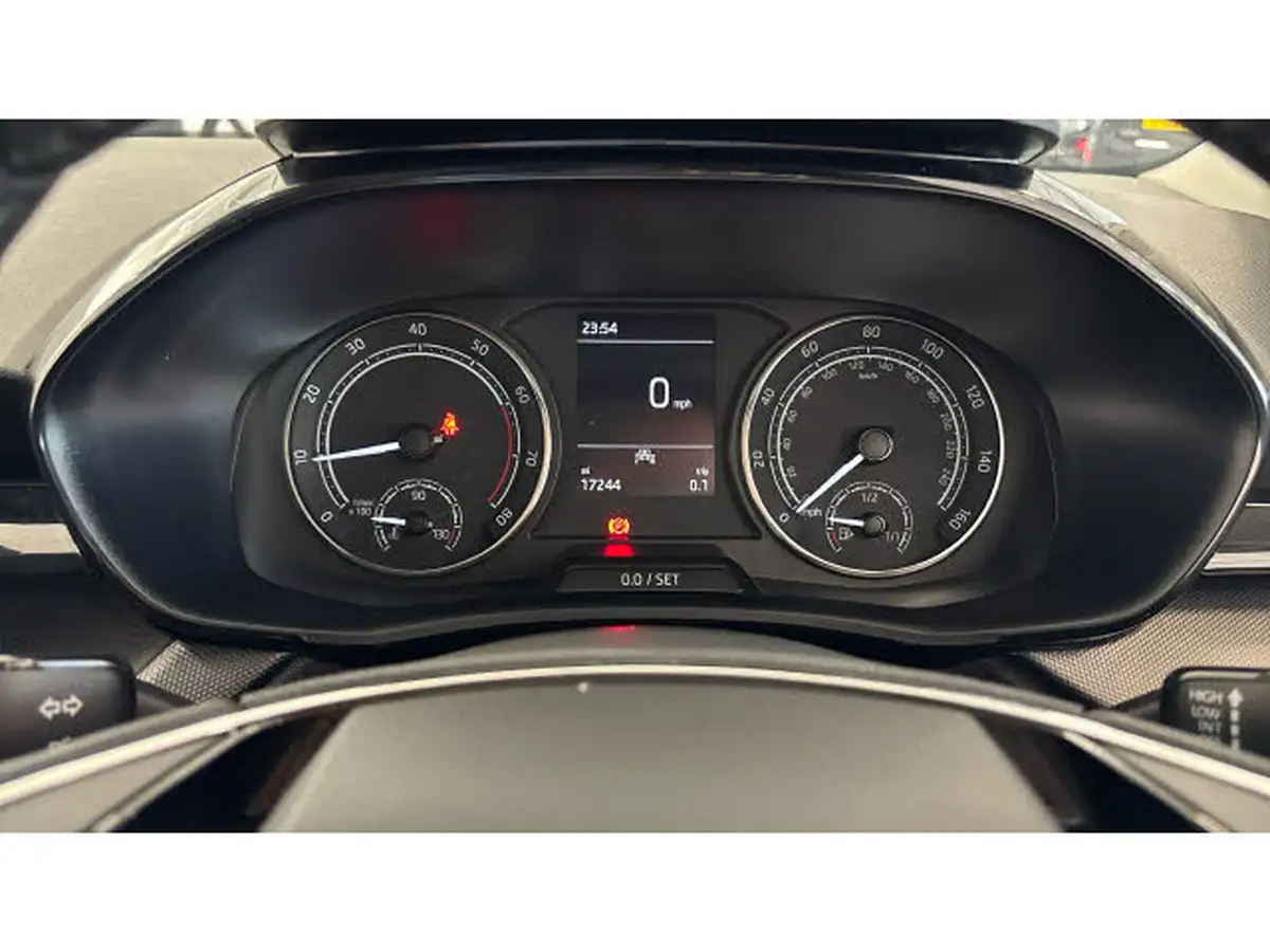 2022-skoda-fabia-10-tsi-se-comfort-109ps-big-29