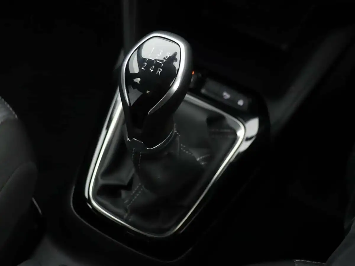 2020-vauxhall-corsa-12i-se-premium-big-39