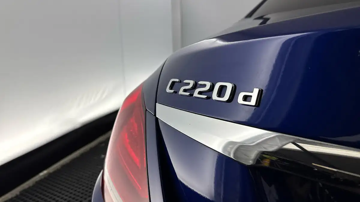 2021-mercedes-benz-c-class-20d-c220d-amg-line-194ps-premiumss-saloon-4d-1950cc-big-29