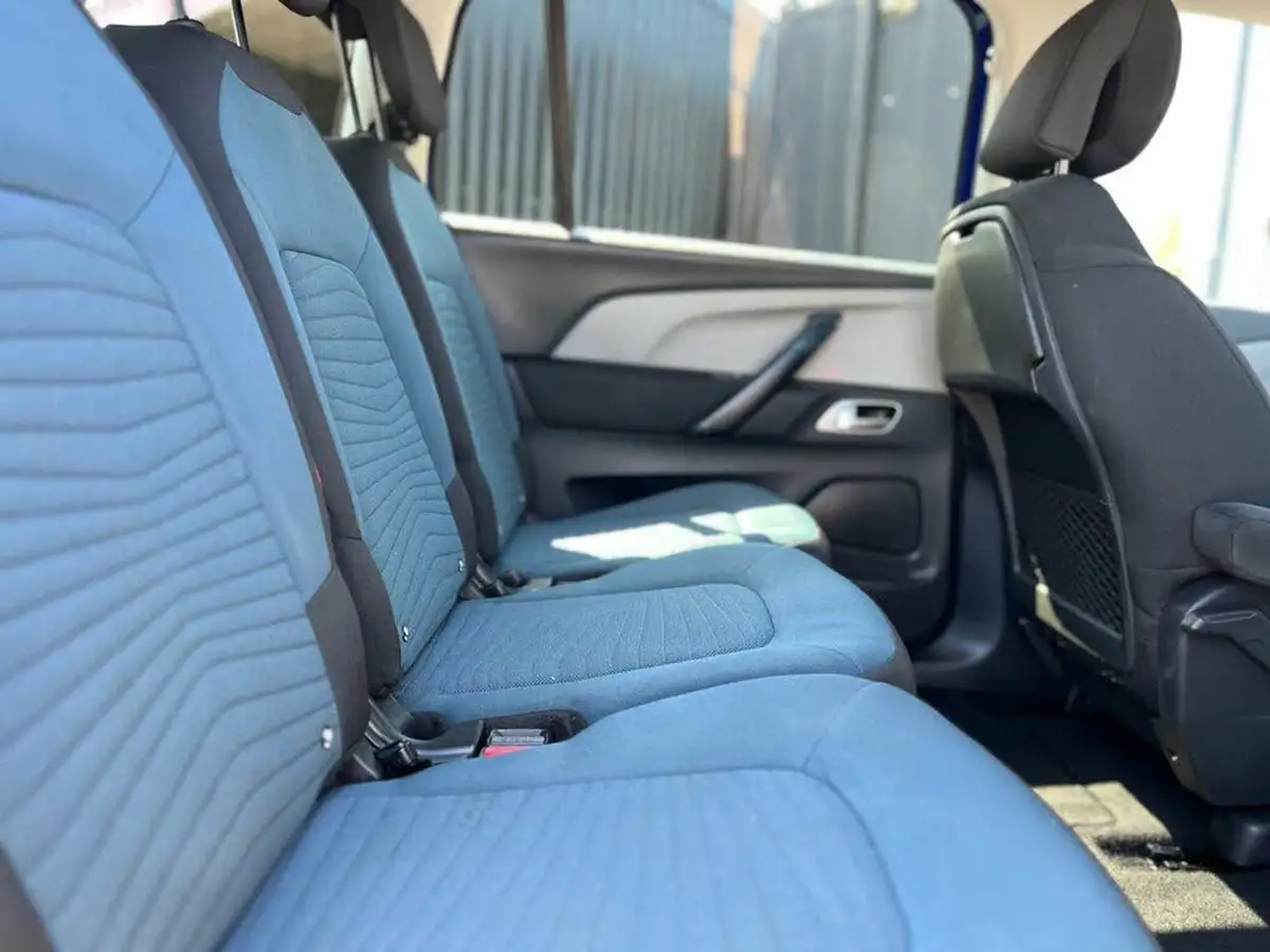 2018-citroen-grand-c4-spacetourer-12-puretech-feel-big-9