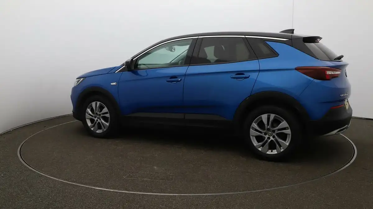 2020-vauxhall-grandland-x-12-sri-nav-big-45