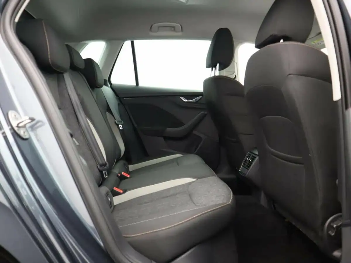 2020-skoda-kamiq-10-tsi-se-l-115ps-big-39