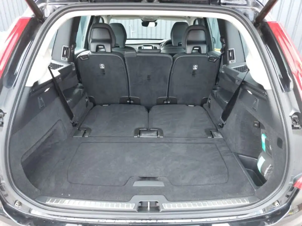 2022-volvo-xc90-20-b5-core-big-7