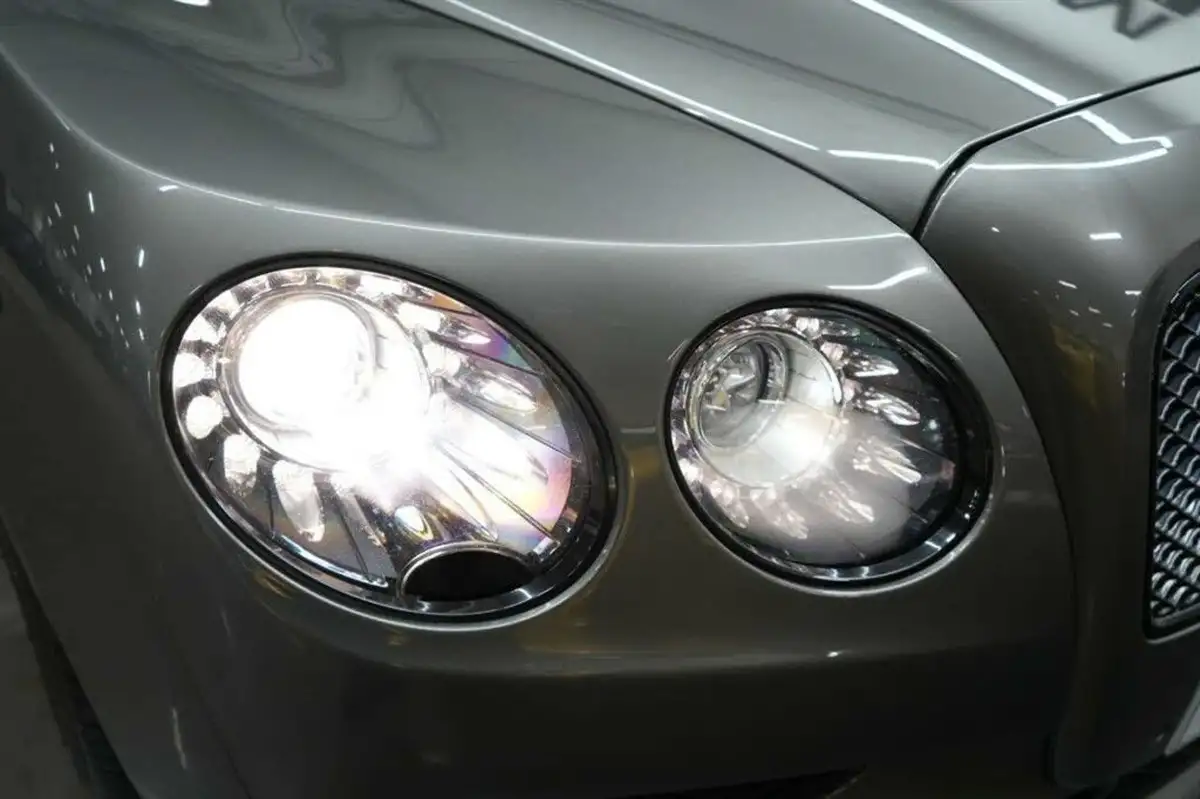 2016-bentley-flying-spur-40-v8-s-big-11