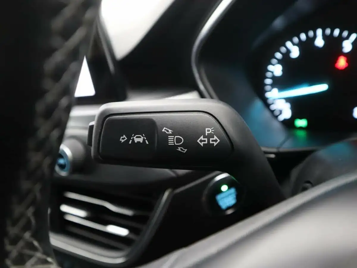 2019-ford-focus-10t-titanium-x-hatchback-big-35