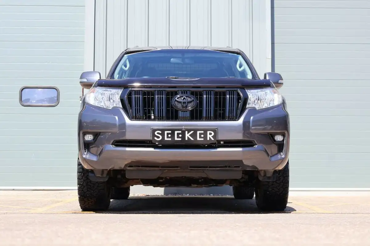 2022-toyota-land-cruiser-28d-4d-active-commercial-lwb-5-big-1