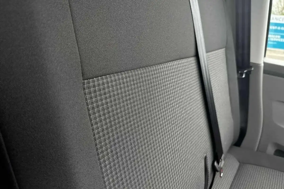 2024-volkswagen-transporter-big-47