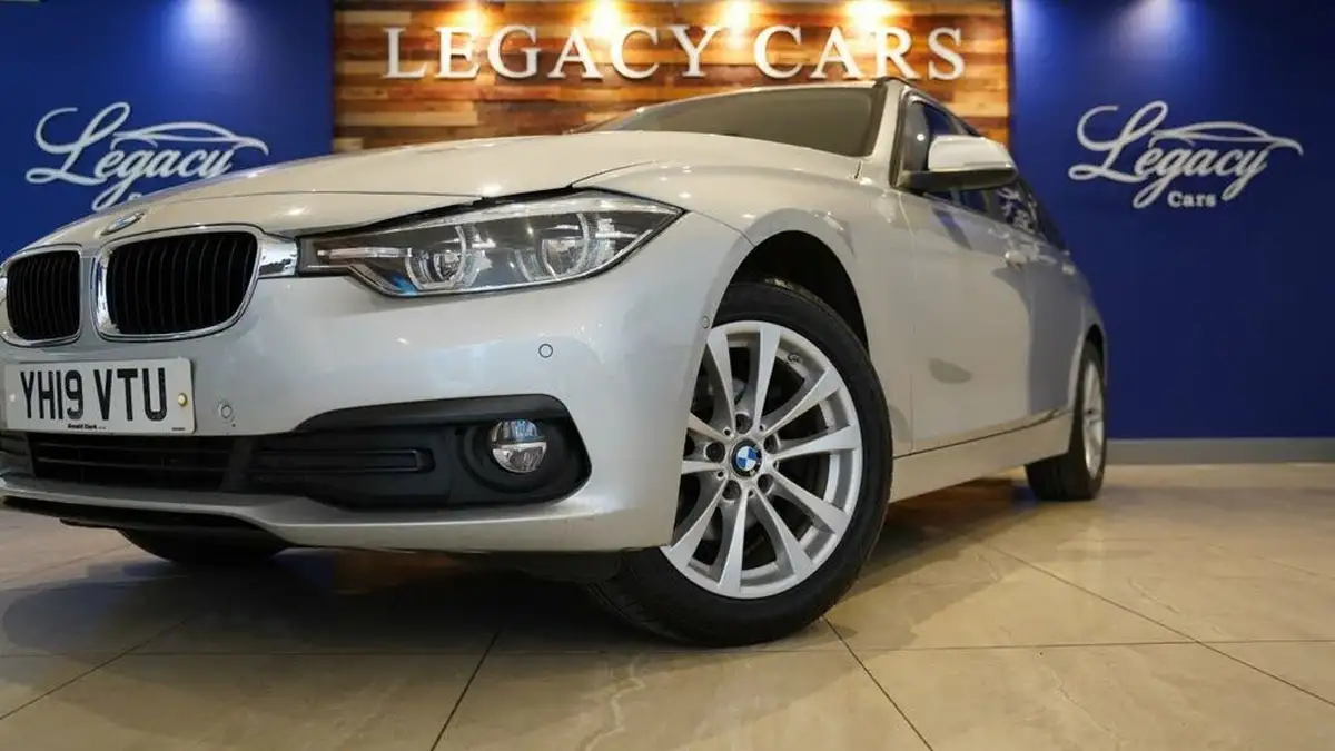 2019-bmw-3-series-20td-318d-se-150bhp-ss-touring-5d-big-26