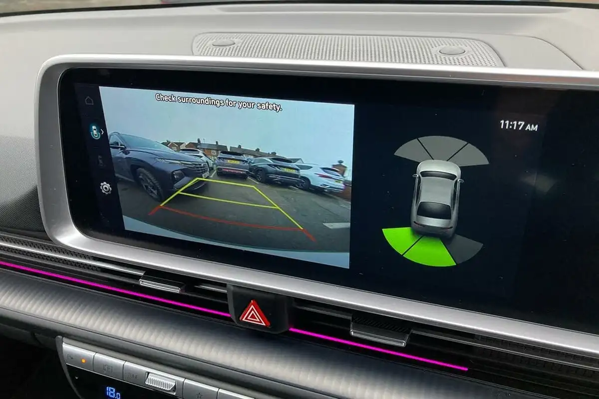 2024-hyundai-ioniq-6-e-premium-228ps-single-rwd-big-22