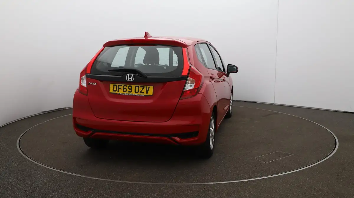 2019-honda-jazz-13-i-vtec-se-cvt-big-53