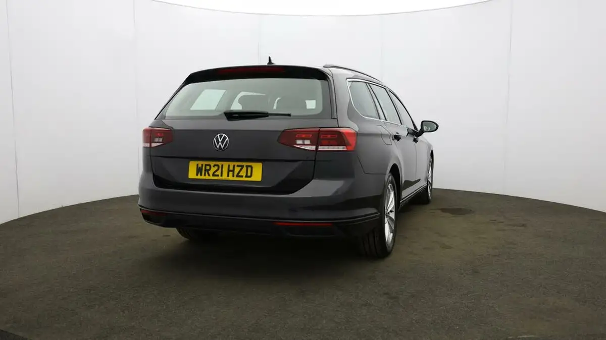 2021-volkswagen-passat-20tdi-se-nav-150ps-estate-5d-big-58