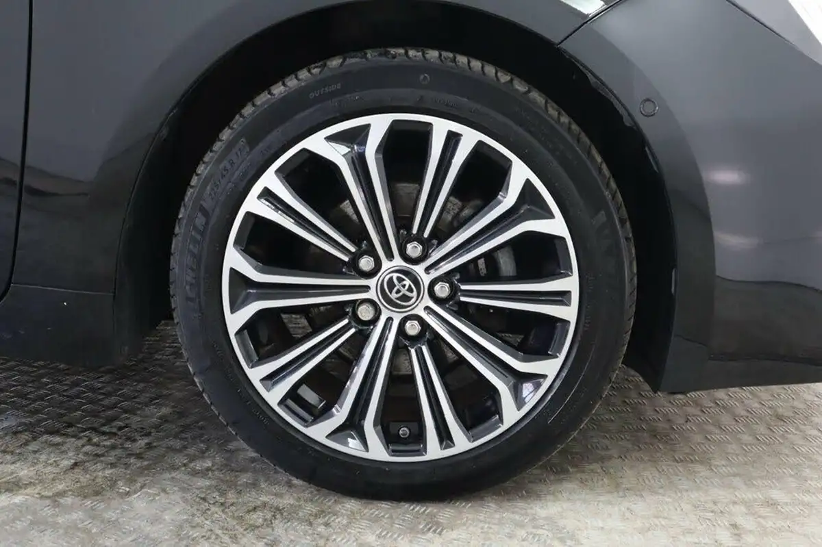2019-toyota-corolla-18-vvt-i-design-trk-hatchback-5d-big-26