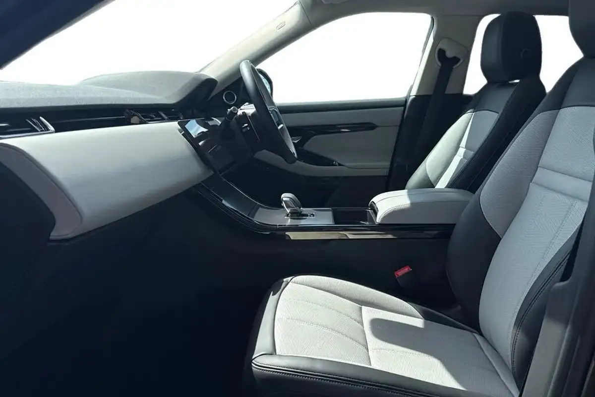 2024-land-rover-range-rover-evoque-20-d200-dynamic-hse-big-2