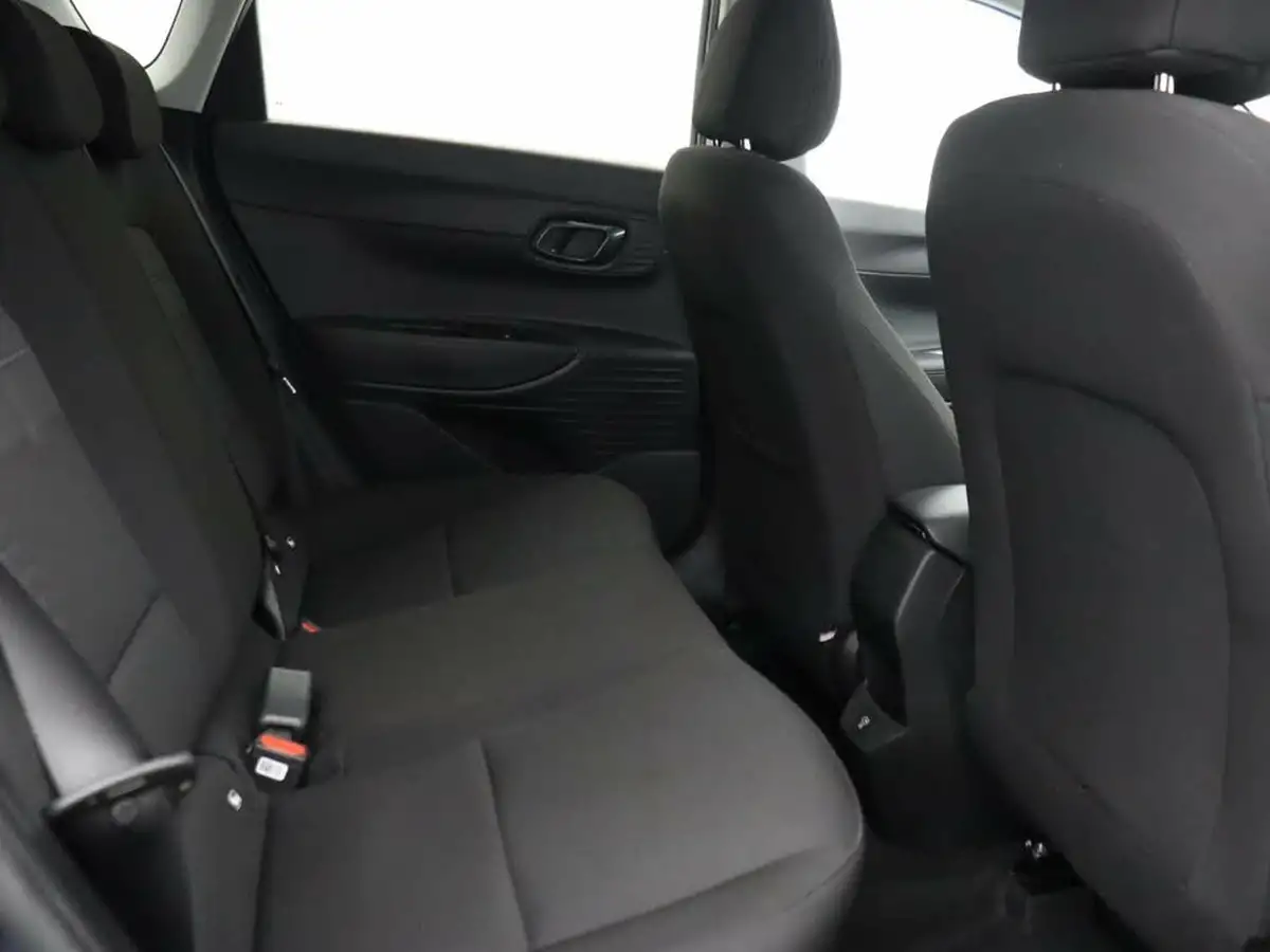 2024-hyundai-bayon-10-t-gdi-premium-100ps-7dct-big-31
