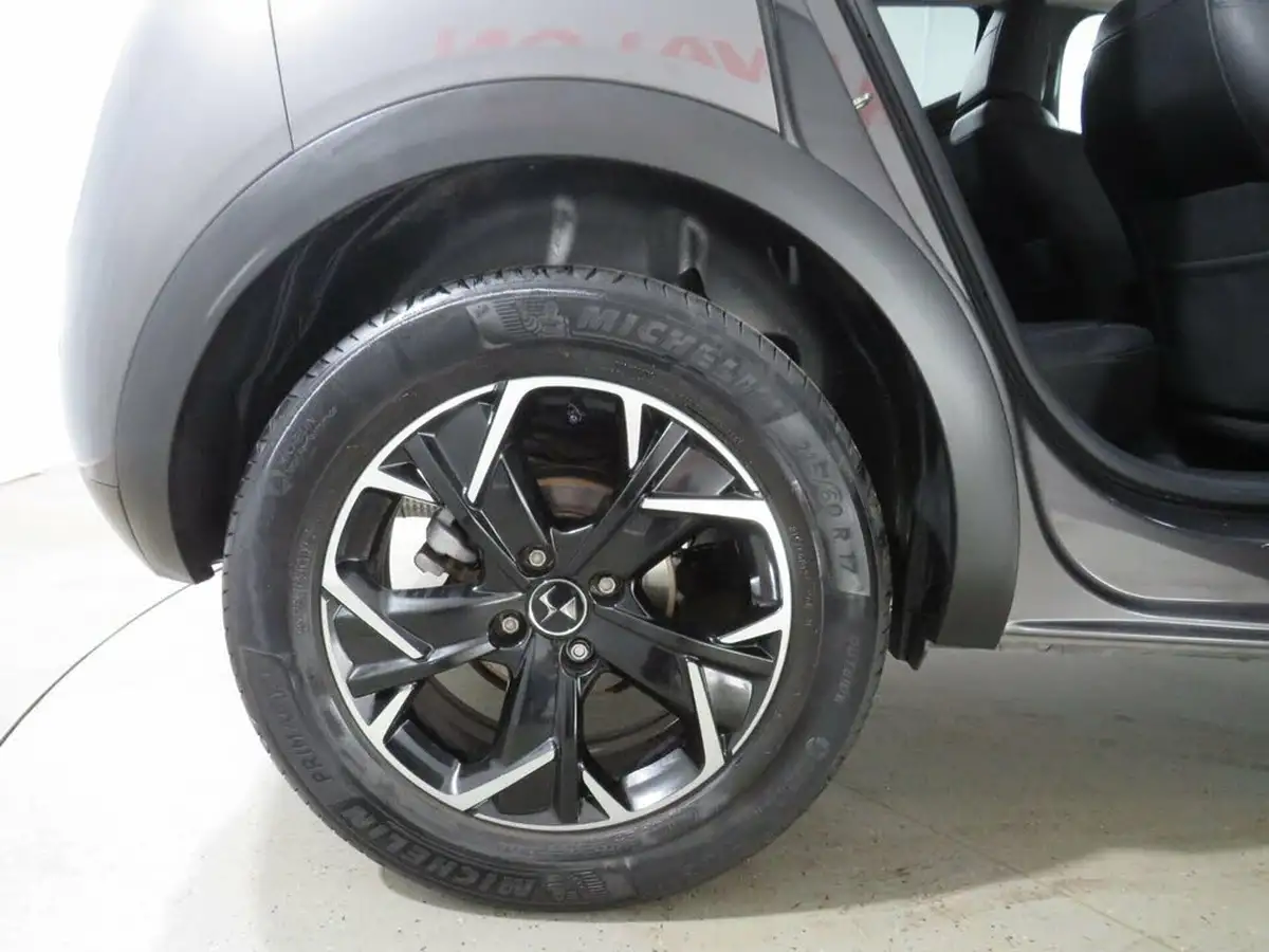 2019-ds-ds-3-crossback-12-puretech-prestige-130ps-eat8-big-10
