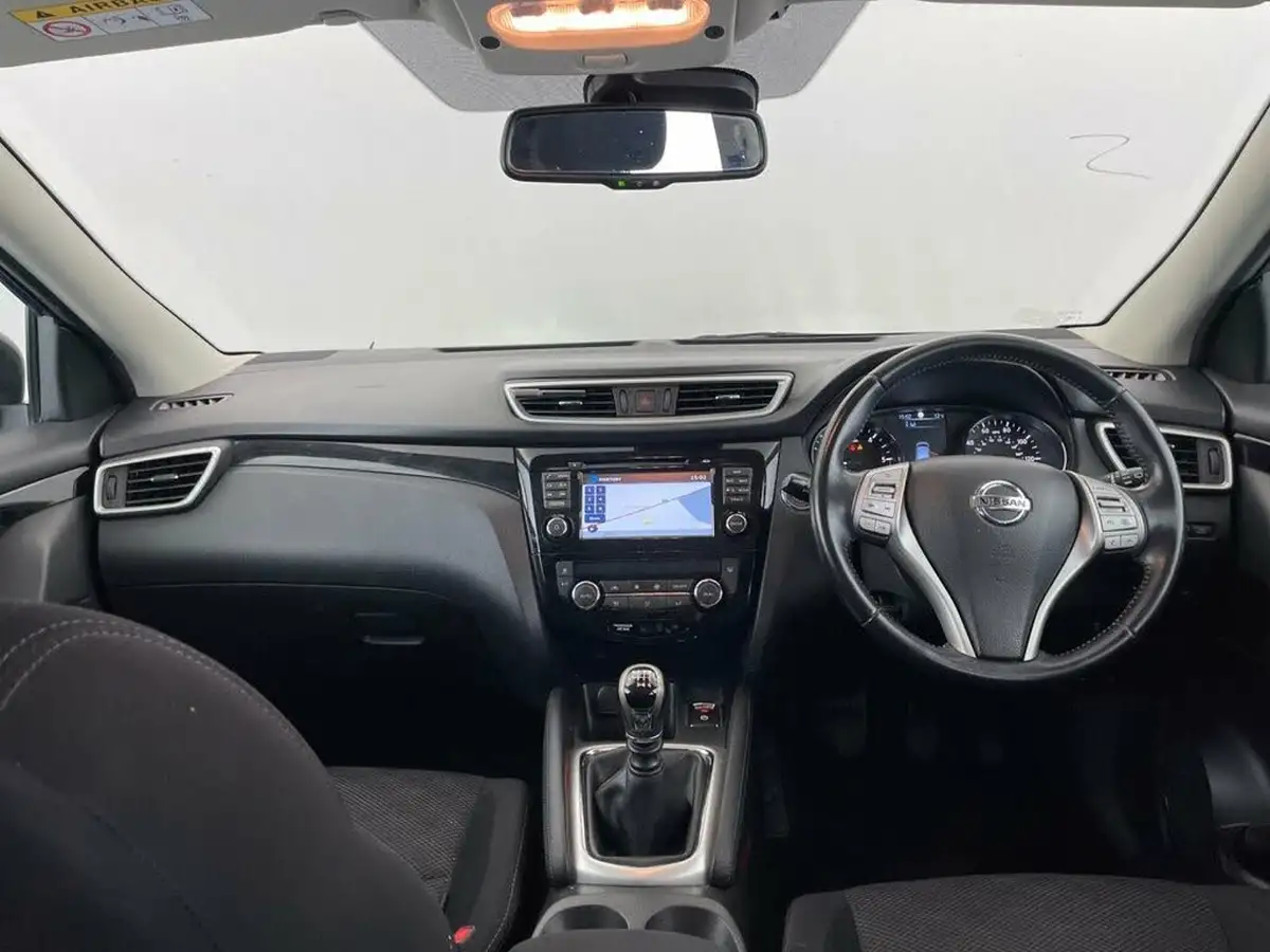 2017-nissan-qashqai-15dci-n-connecta-99g-big-9