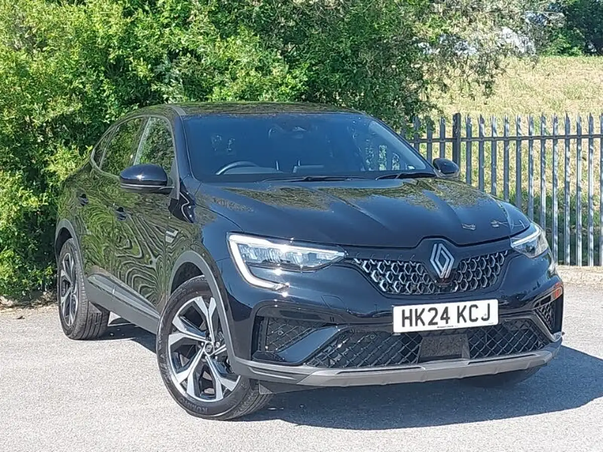 2024-renault-arkana-16-techno-big-0