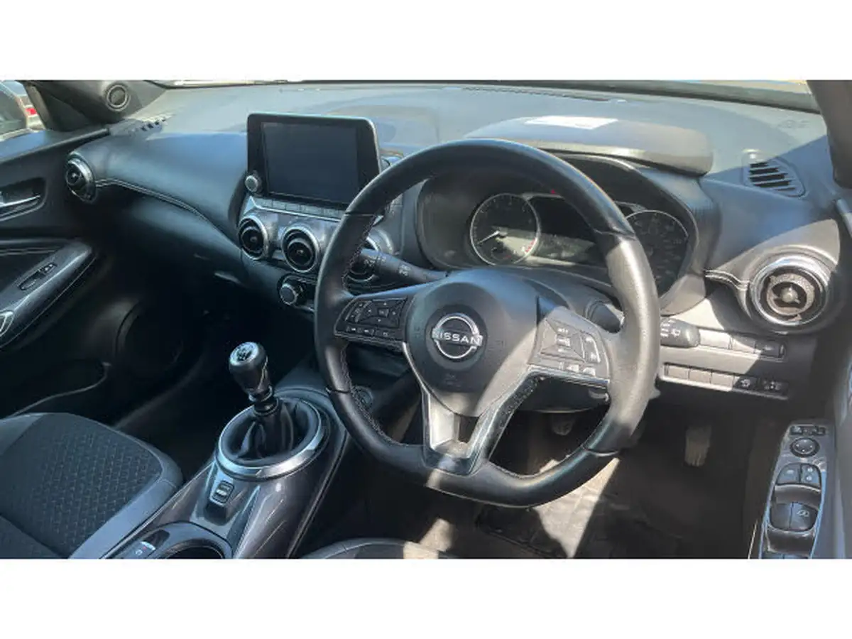 2023-nissan-juke-10-dig-t-n-connecta-big-10
