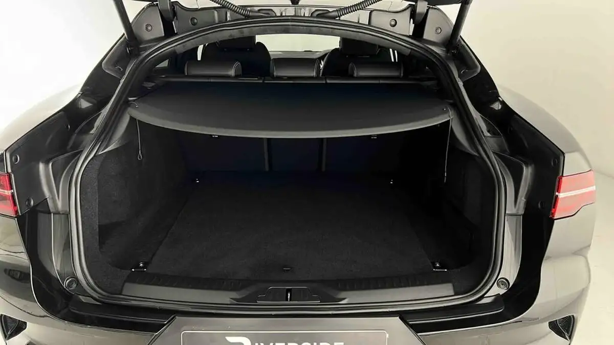 2023-jaguar-i-pace-ev400-hse-black-big-12