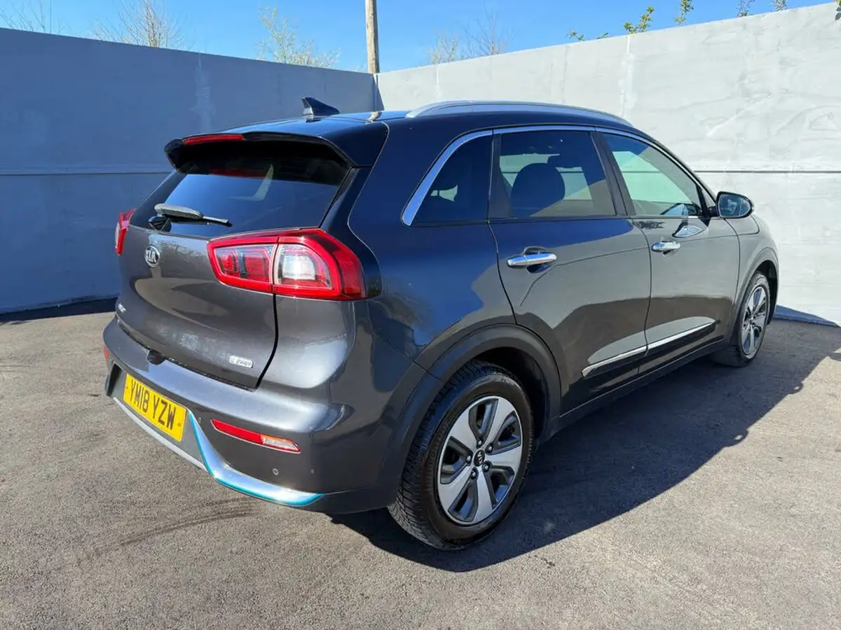 2018-kia-niro-16-gdi-3-156-kwh-16in-alloy-big-4