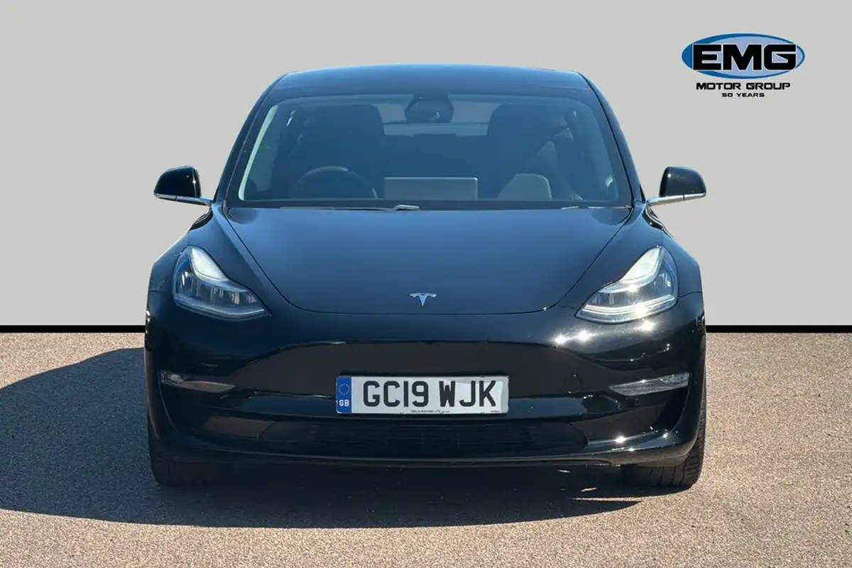 2019-tesla-model-3-e-long-range-4x4-big-1