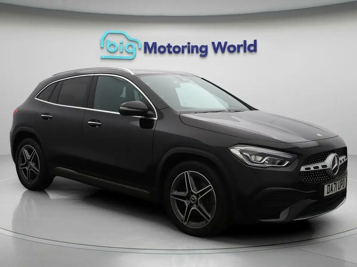2022-mercedes-benz-gla-class-13-gla-180-amg-line-premium-big-0