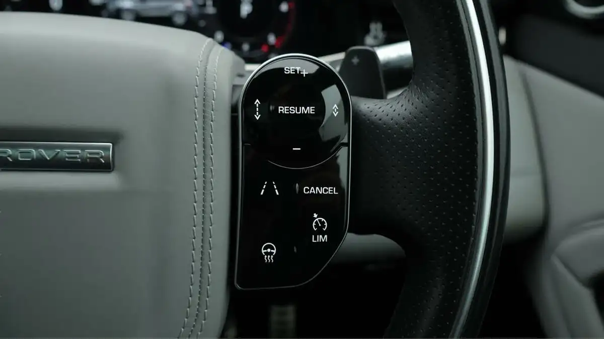 2019-land-rover-range-rover-evoque-20-d180-first-edition-big-26