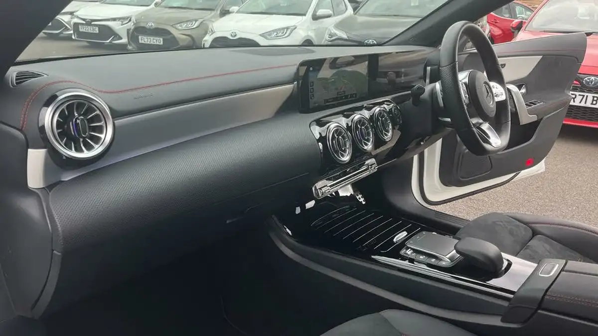 2023-mercedes-benz-cla-13-cla-200-amg-line-premium-coupe-4d-big-32