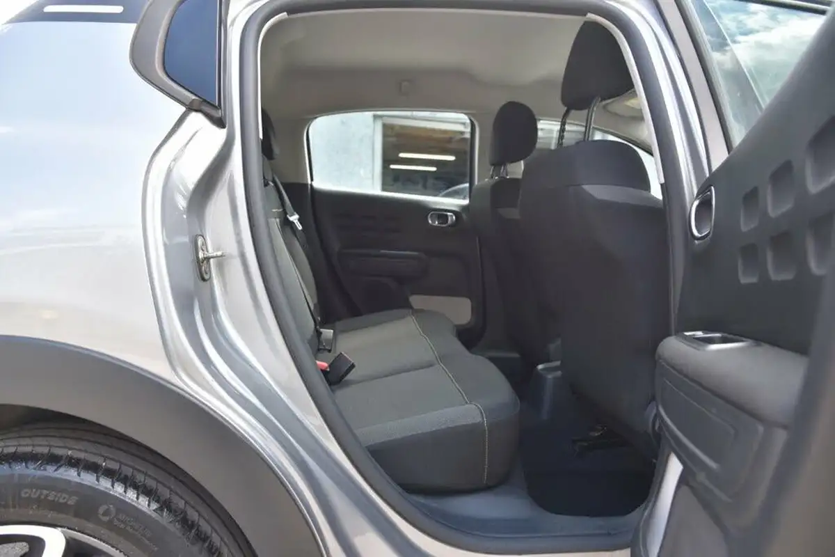 2021-citroen-c3-12-puretech-flair-83ps-big-19