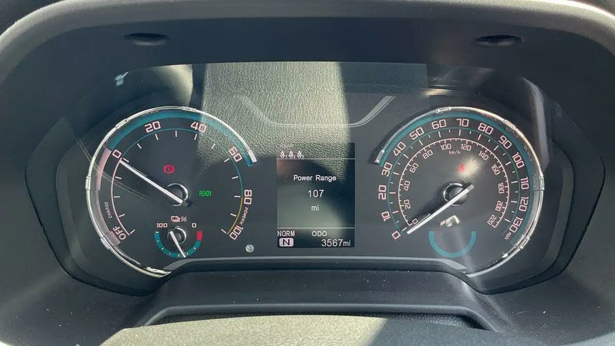 2023-maxus-t90ev-e-8855kwh-big-9