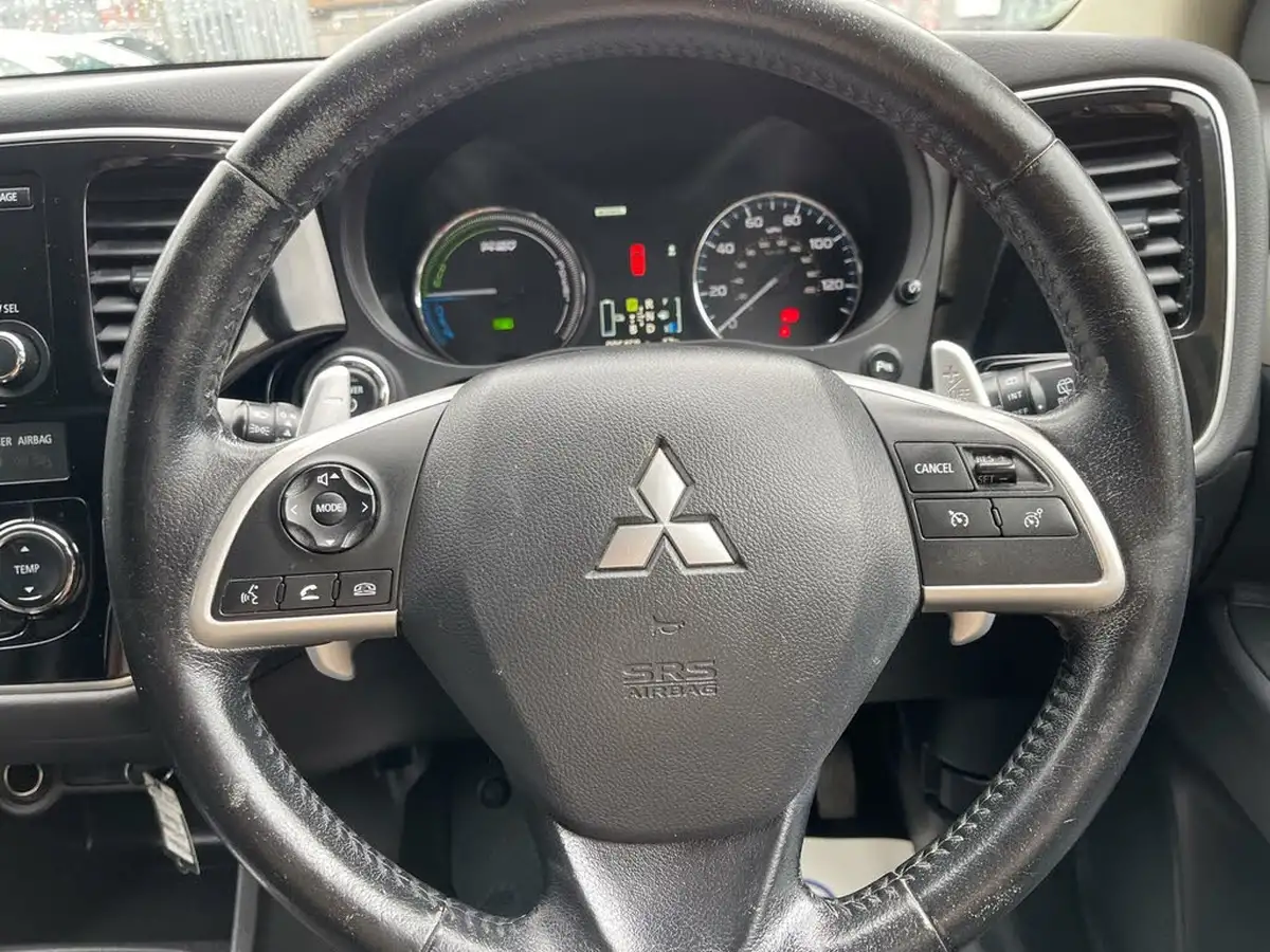 2015-mitsubishi-outlander-20-gx3h-5st-big-31