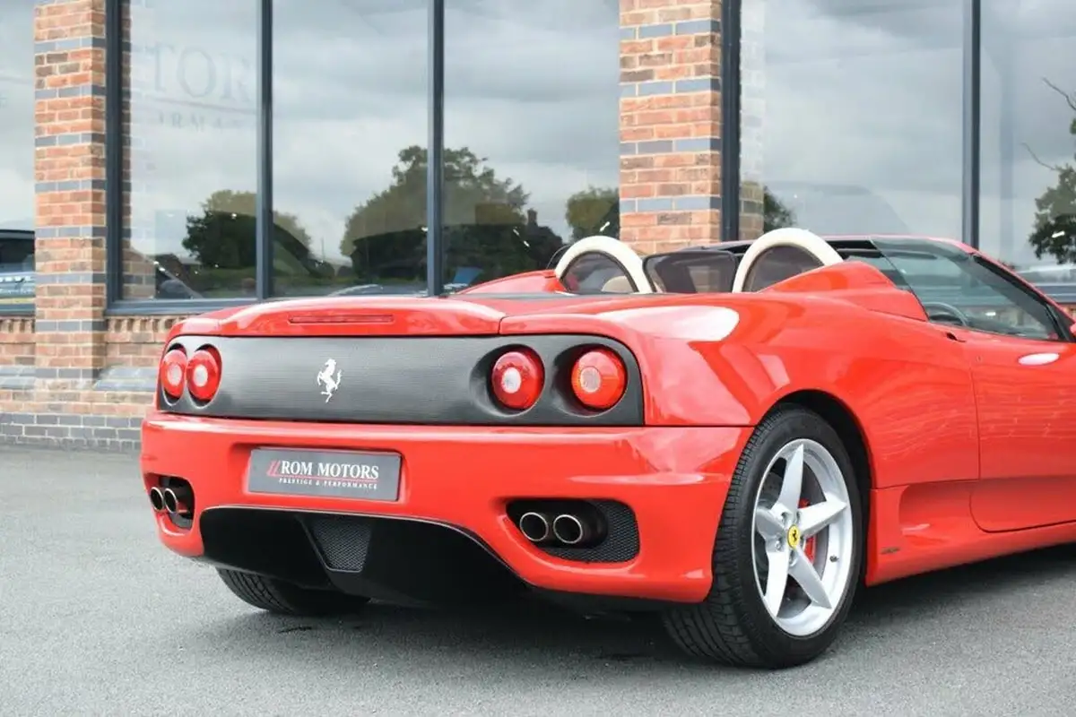 2004-ferrari-360-36-spider-big-66