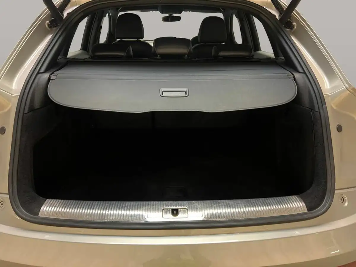 2017-audi-q3-14-tfsi-s-line-edition-big-41
