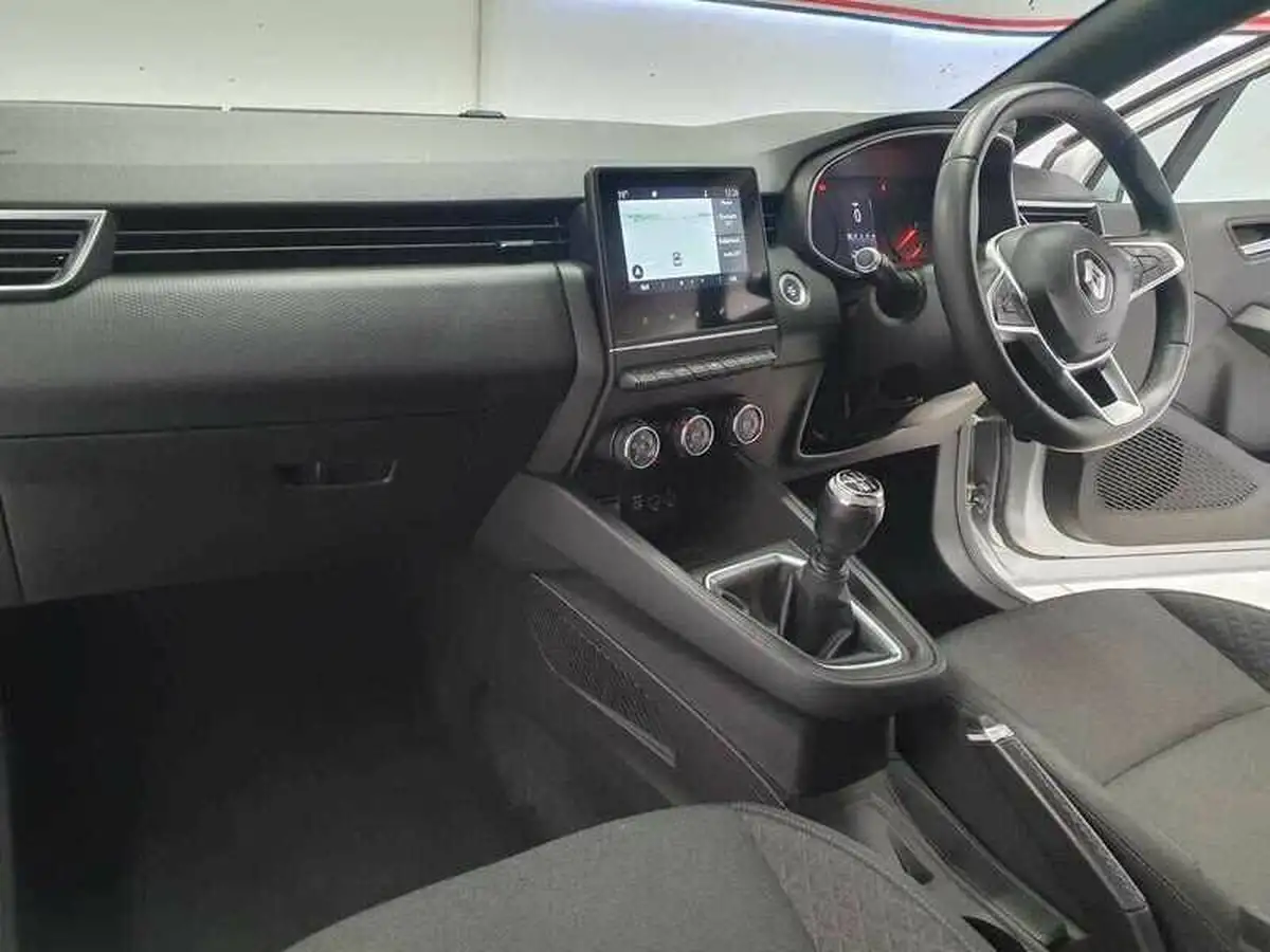 2020-renault-clio-10-sce-iconic-75bhp-big-22