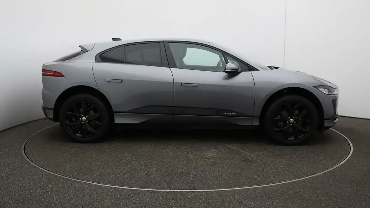 2021-jaguar-i-pace-ev400-se-big-57
