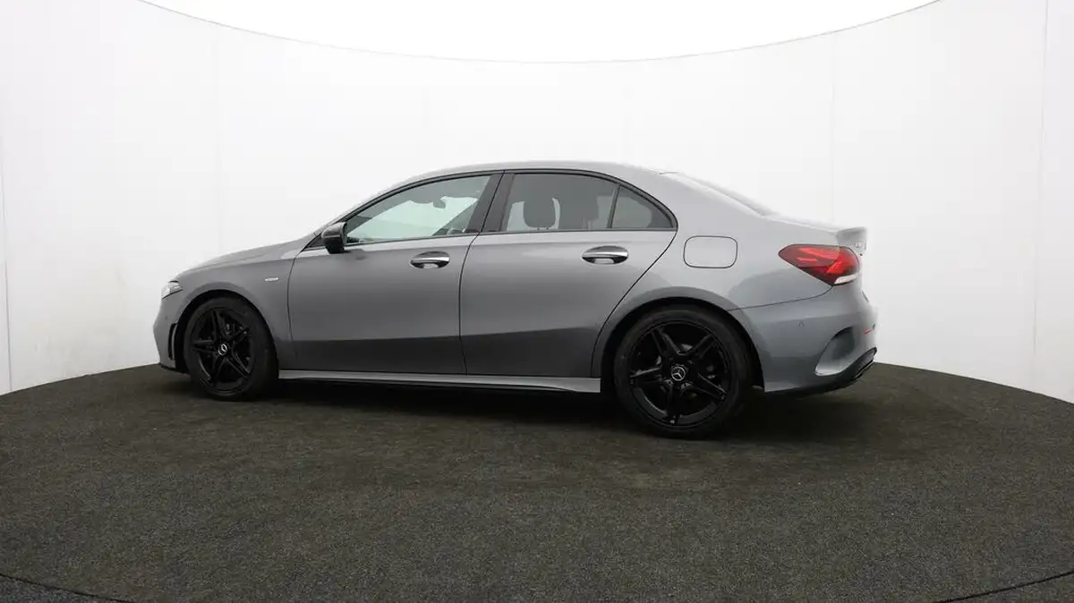 2022-mercedes-benz-a-class-13-a180-amg-line-premium-edition-saloon-4d-7g-dct-big-74