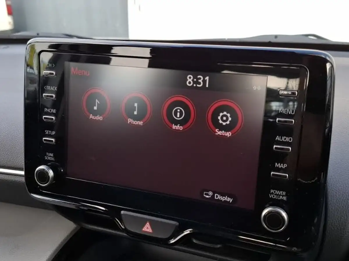 2022-toyota-yaris-cross-15-vvt-i-icon-big-9