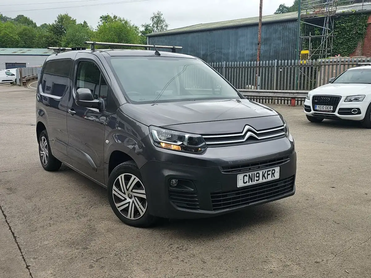 2019-citroen-berlingo-16bluehdi-1000-enterprise-big-0