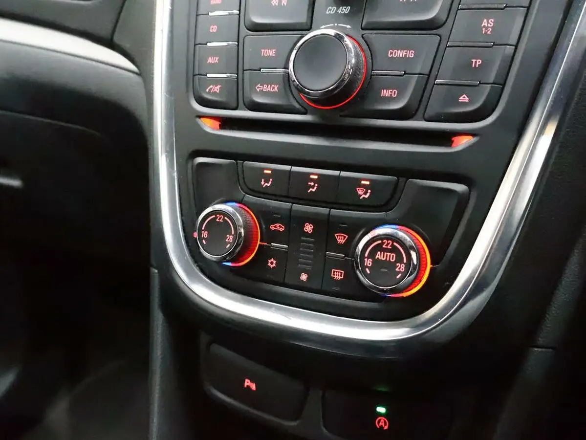 2015-vauxhall-mokka-14i-16v-turbo-exclusiv-ss-big-22