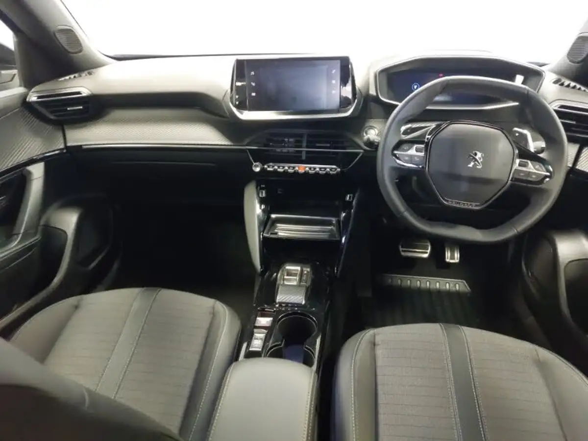 2023-peugeot-2008-suv-12-puretech-allure-premium-130bhp-eat8-big-2