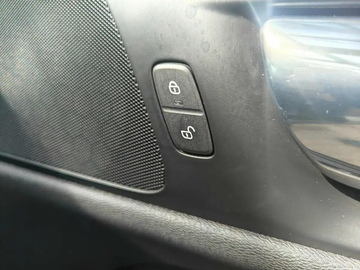 2018-volvo-v60-20td-d4-momentum-geartronic-big-56