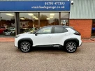 2023-toyota-yaris-cross-15-vvt-i-gr-sport-small-9