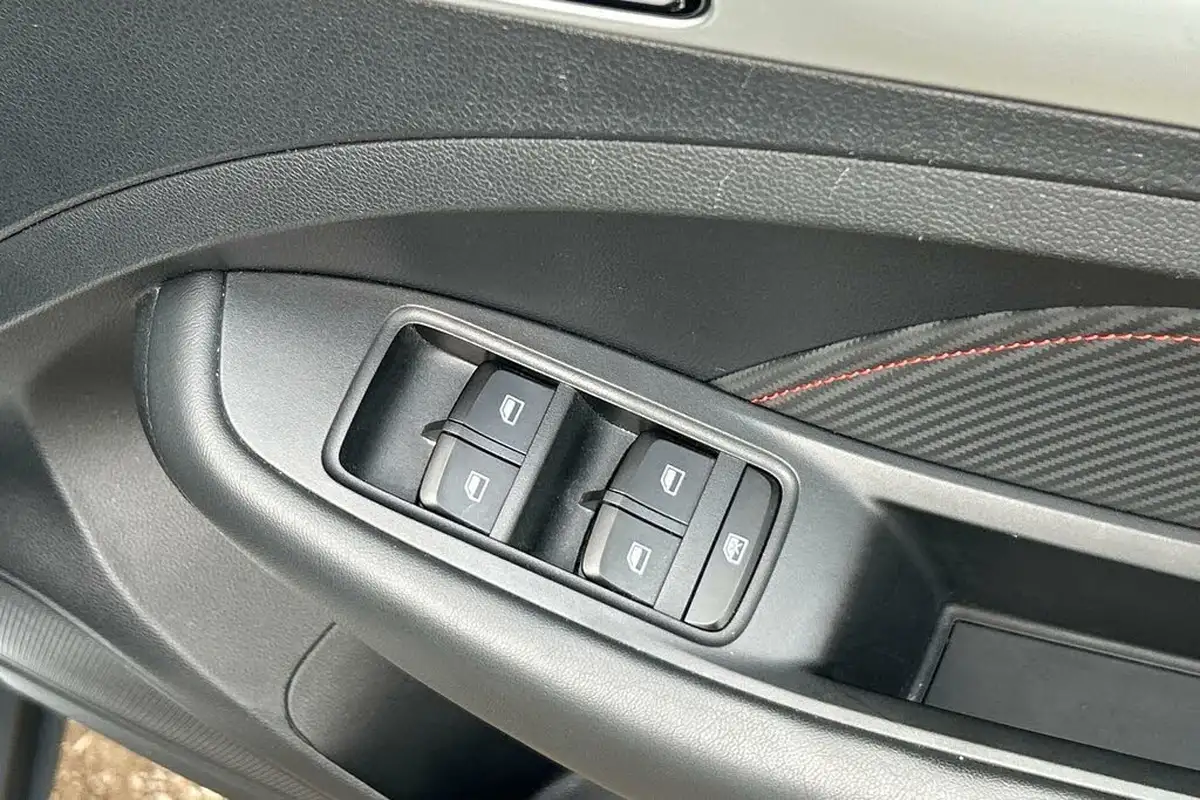 2021-mg-zs-suv-10t-gdi-exclusive-auto-big-12