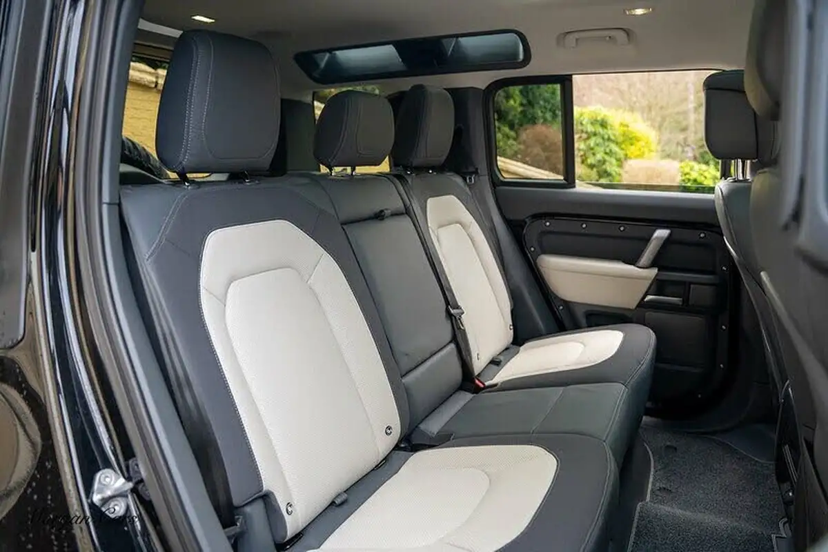 2023-land-rover-110-defender-30-d250-x-dynamic-hse-big-36