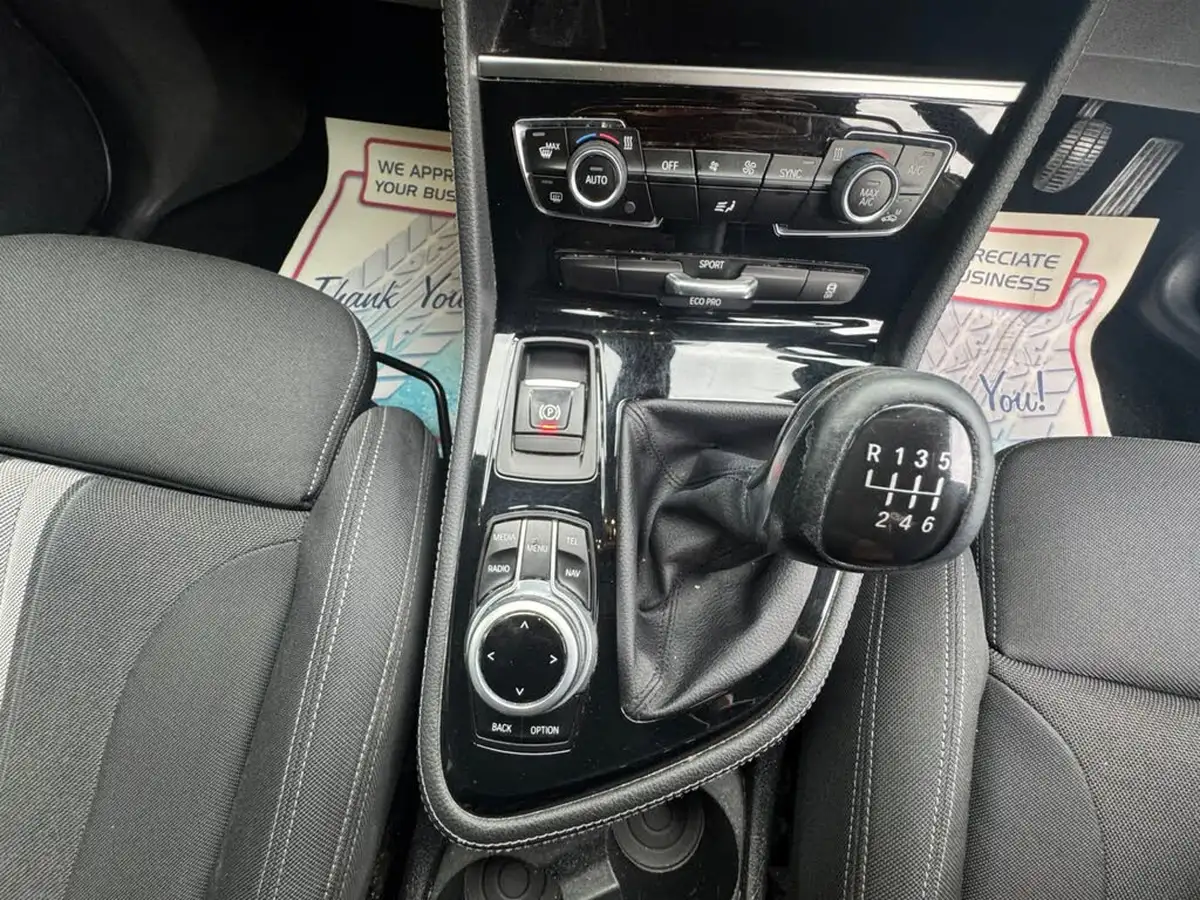 2016-bmw-2-series-15-218i-sport-gran-tourer-5d-big-12