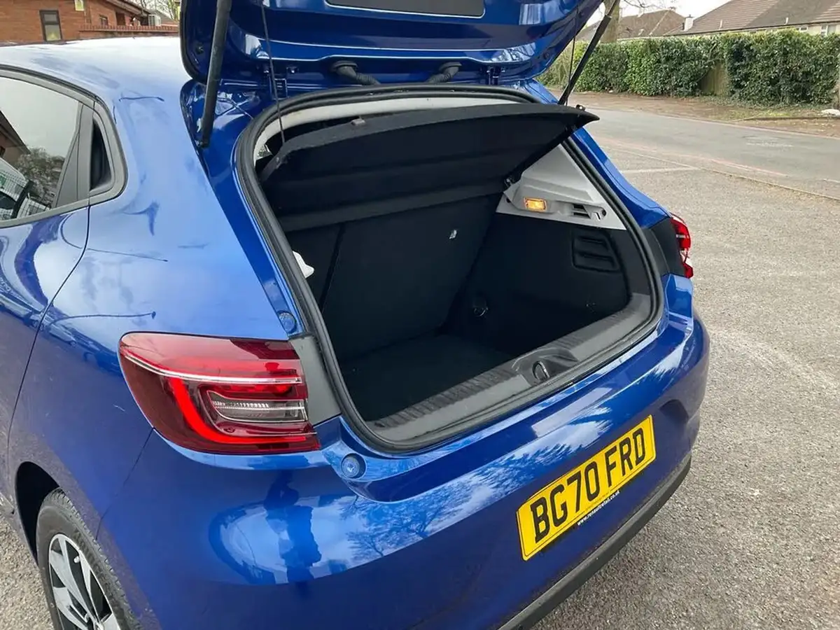 2020-renault-clio-10-sce-iconic-75bhp-big-23