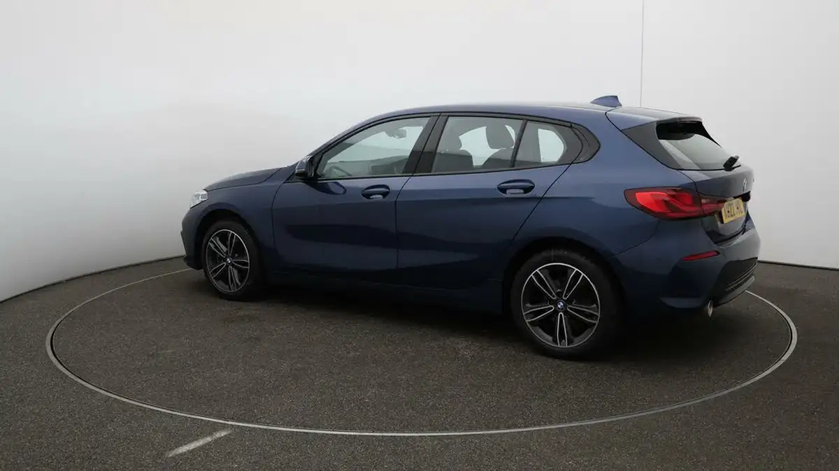 2022-bmw-1-series-15-118i-sport-big-36
