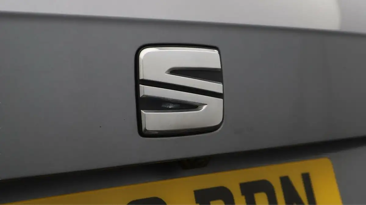 2022-seat-ateca-15-ecotsi-xperience-lux-dsg-big-21