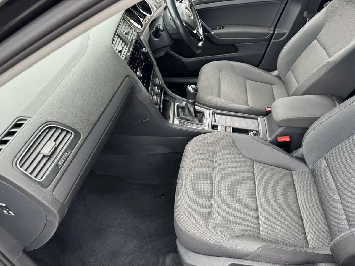 2020-volkswagen-golf-15-tsi-match-edition-150ps-hatchback-big-31